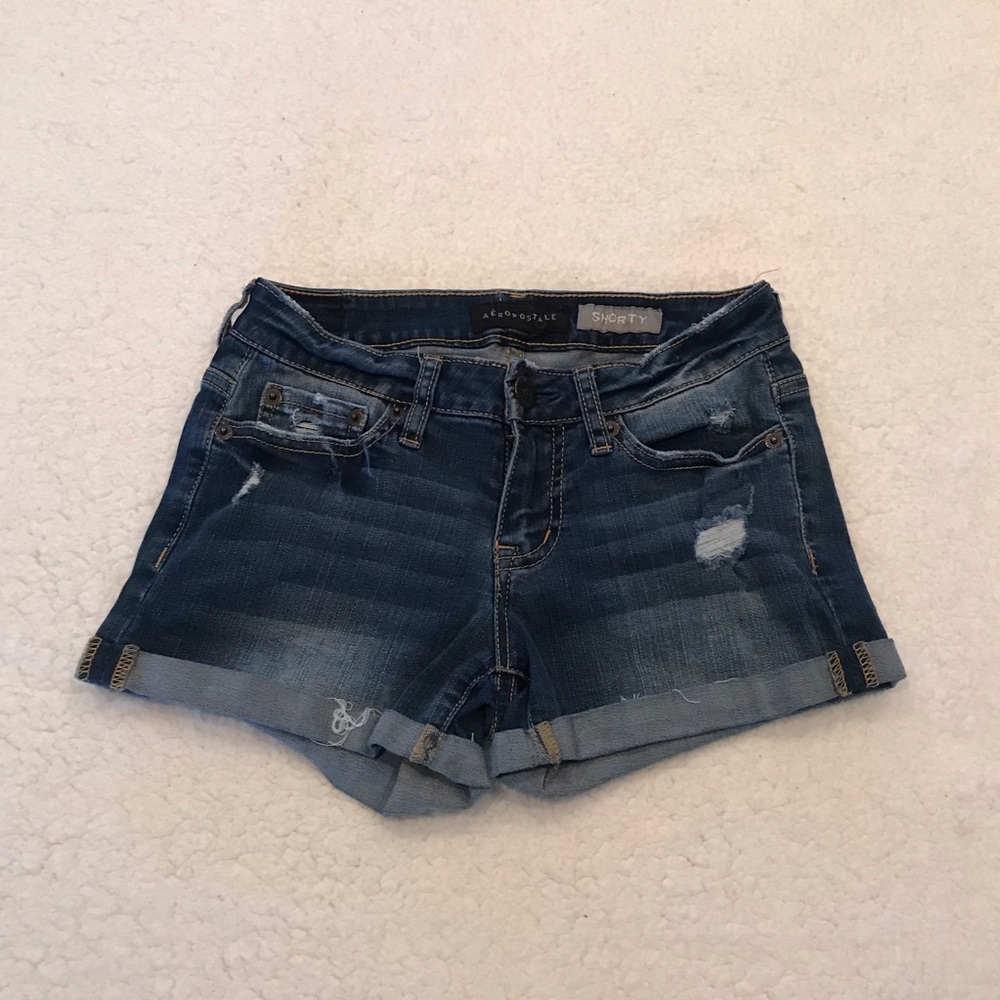 Shorts - Picture 2 of 3